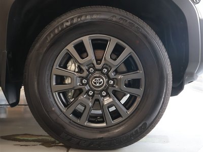 صورة 29 لـ 2025 Toyota LAND CRUISER 250