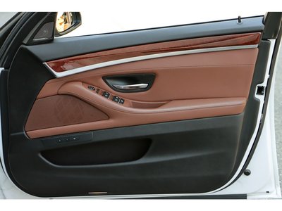 صورة مصغرة 111 لـ 2016 BMW Alpina D5