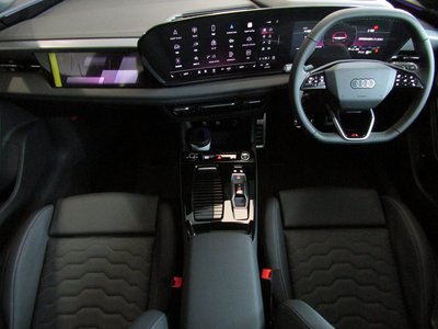 صورة مصغرة 15 لـ 2026 AUDI A6 AVANT E-TRON