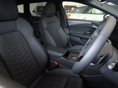 صورة مصغرة 14 لـ 2026 AUDI A6 AVANT E-TRON