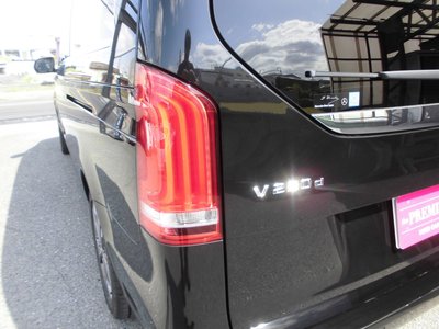 صورة 37 لـ 2016 Mercedes-BENZ V-CLASS