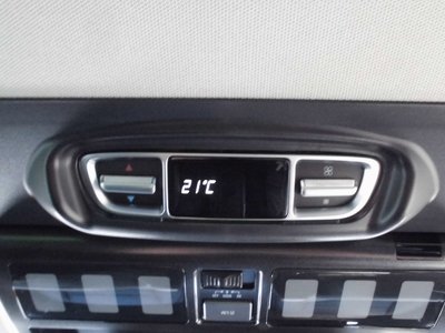 صورة 120 لـ 2016 Mercedes-BENZ V-CLASS