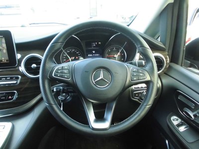 صورة 80 لـ 2016 Mercedes-BENZ V-CLASS