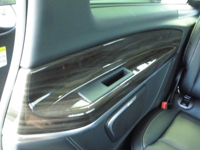 صورة 98 لـ 2016 Mercedes-BENZ V-CLASS