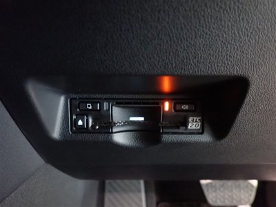 صورة 20 لـ 2023 Toyota ALPHARD