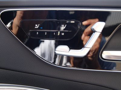 2026 Mercedes-BENZ C-CLASS thumbnail 37