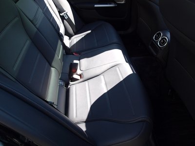 2026 Mercedes-BENZ C-CLASS thumbnail 32