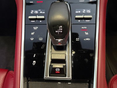 2019 Porsche PANAMERA thumbnail 64