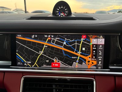 2019 Porsche PANAMERA thumbnail 72