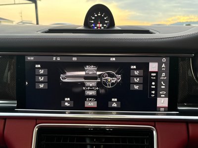 2019 Porsche PANAMERA thumbnail 71
