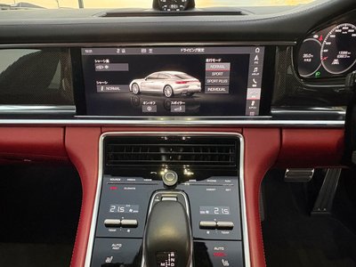 2019 Porsche PANAMERA thumbnail 65