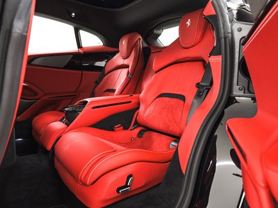 2024 Ferrari PUROSANGUE 照片 21