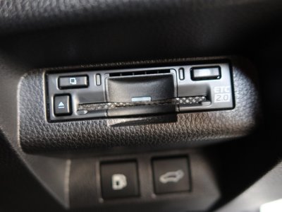 صورة مصغرة 33 لـ 2025 Toyota CROWN ESTATE