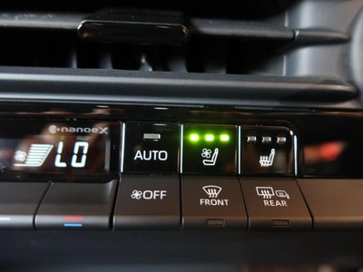 صورة مصغرة 38 لـ 2025 Toyota CROWN ESTATE