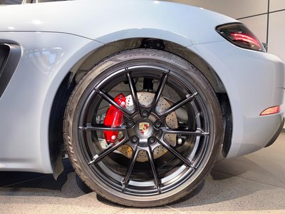 2023 Porsche 718 thumbnail 26