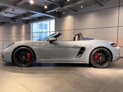 2023 Porsche 718 photo 15