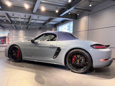 2023 Porsche 718 photo 5