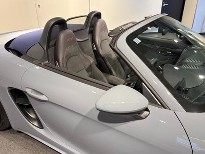 2023 Porsche 718 thumbnail 77