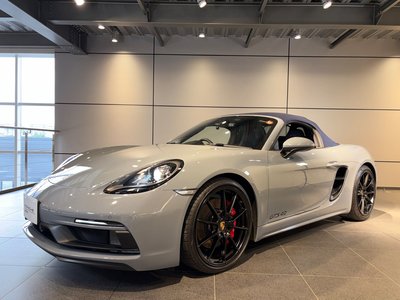 2023 Porsche 718 photo 4