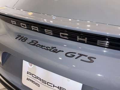 2023 Porsche 718 thumbnail 37