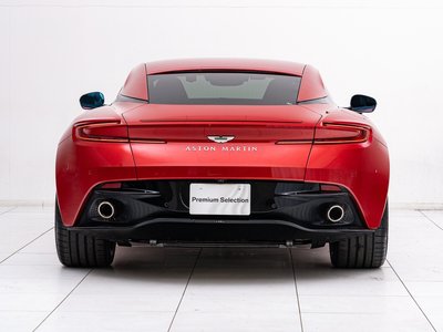2024 Aston Martin DB12 — фото 13