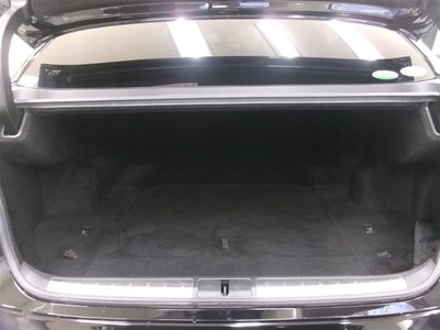 2018 Lexus LS thumbnail 18