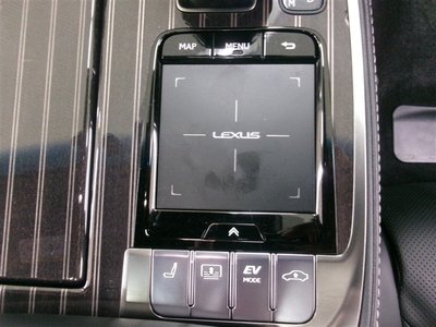2018 Lexus LS photo 14