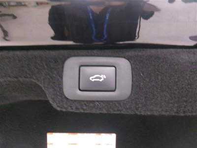 2018 Lexus LS thumbnail 25