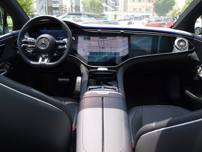 2024 Mercedes-BENZ EQE AMG thumbnail 34
