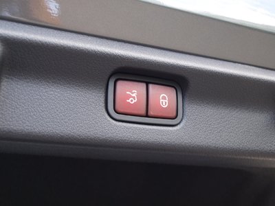 2024 Mercedes-BENZ EQE AMG photo 14