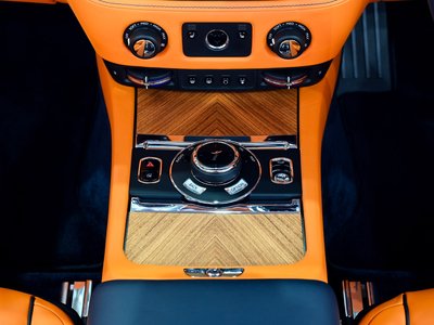 2017 ROLLS-ROYCE DAWN 照片 28