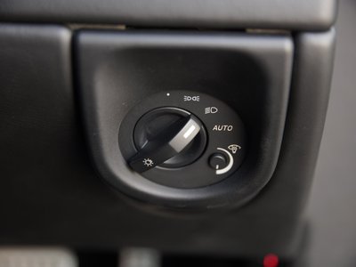 2014 Aston Martin V12 VANTAGE 照片 25