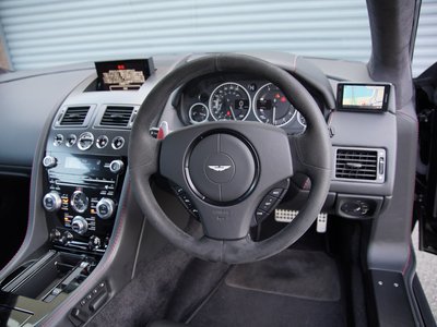 2014 Aston Martin V12 VANTAGE photo 14
