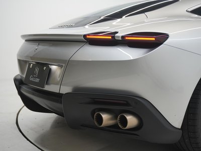 2023 Ferrari ROMA — миниатюра 24