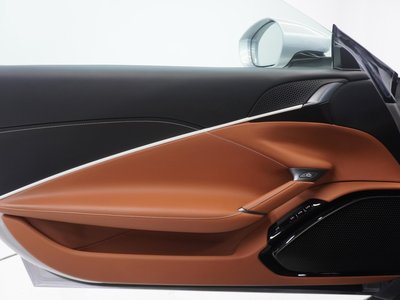 2023 Ferrari ROMA — миниатюра 35