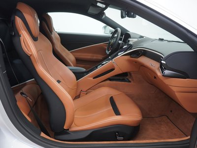2023 Ferrari ROMA — миниатюра 17