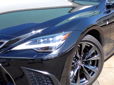 2021 Lexus LS photo 7