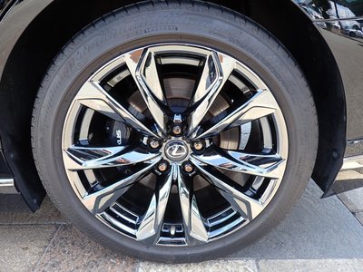 2021 Lexus LS thumbnail 40