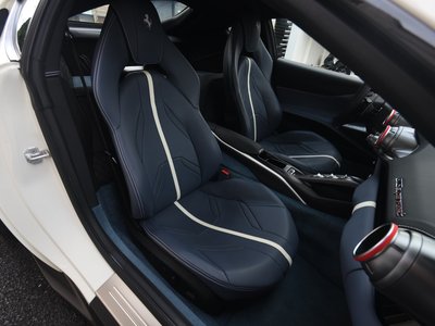 2019 Ferrari 812 SUPERFAST — миниатюра 18