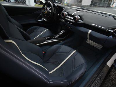 2019 Ferrari 812 SUPERFAST — миниатюра 17