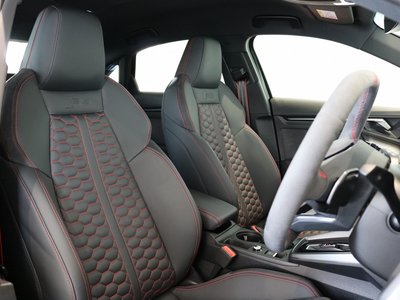 صورة 8 لـ 2025 AUDI RS3 SEDAN