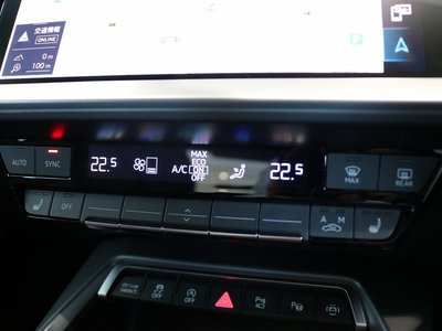 صورة 16 لـ 2025 AUDI RS3 SEDAN