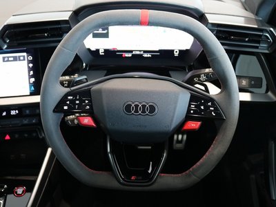 صورة 13 لـ 2025 AUDI RS3 SEDAN