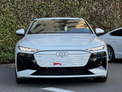 صورة 2 لـ 2025 AUDI A6 SPORTBACK E-TRON
