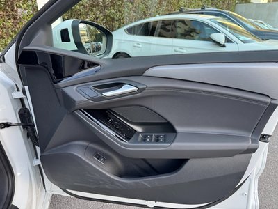 صورة 9 لـ 2025 AUDI A6 SPORTBACK E-TRON