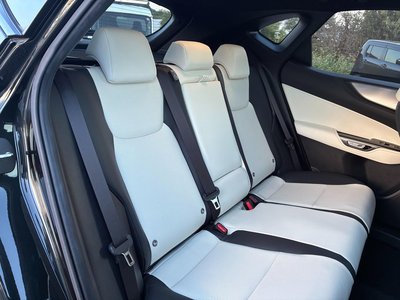 صورة مصغرة 15 لـ 2023 Lexus NX