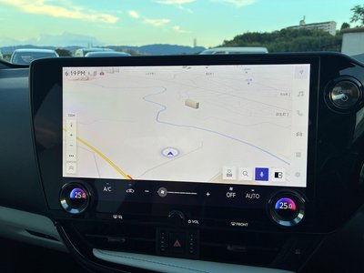 صورة مصغرة 25 لـ 2023 Lexus NX