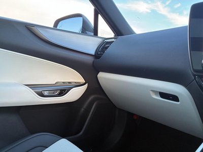 صورة مصغرة 18 لـ 2023 Lexus NX