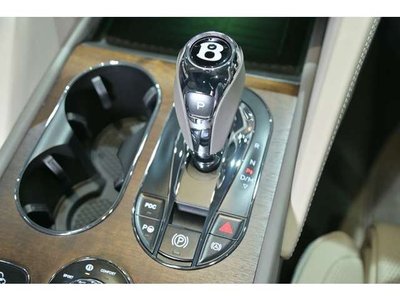 صورة مصغرة 40 لـ 2023 Bentley BENTAYGA