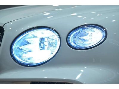 صورة مصغرة 25 لـ 2023 Bentley BENTAYGA